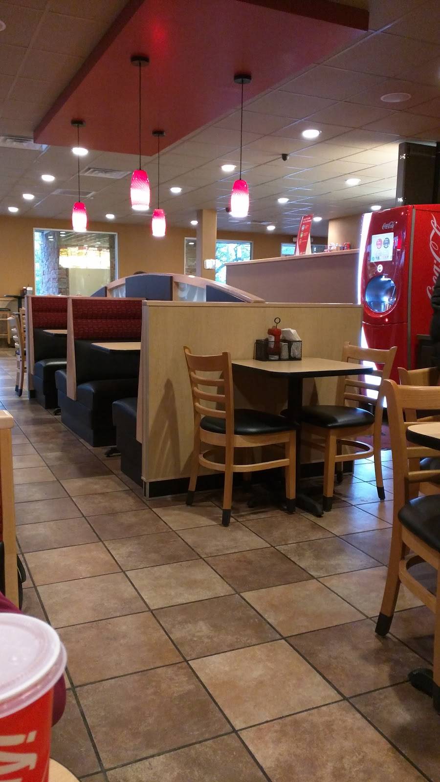 Dairy Queen Store | restaurant | 605 N Lagrange St, Flatonia, TX 78941, USA | 3618652524 OR +1 361-865-2524