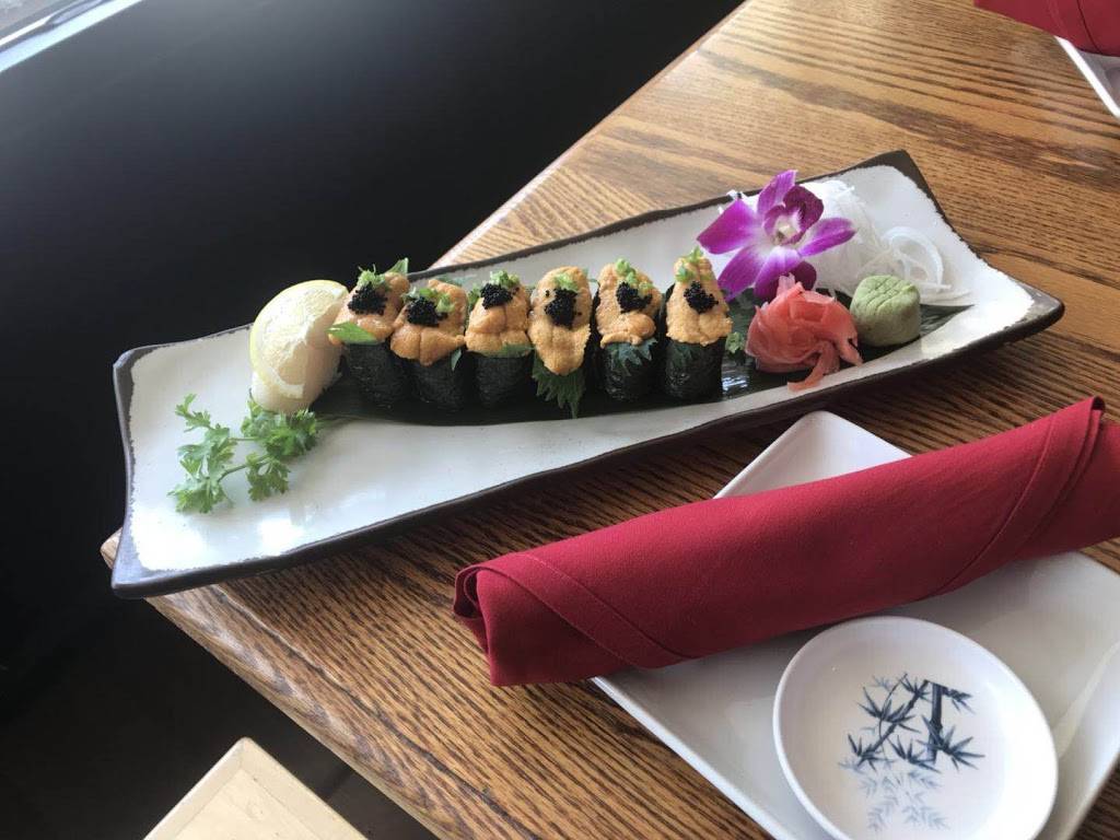 Captain Sushi | restaurant | 6253 N College Ave, Indianapolis, IN 46220, USA | 3172525555 OR +1 317-252-5555