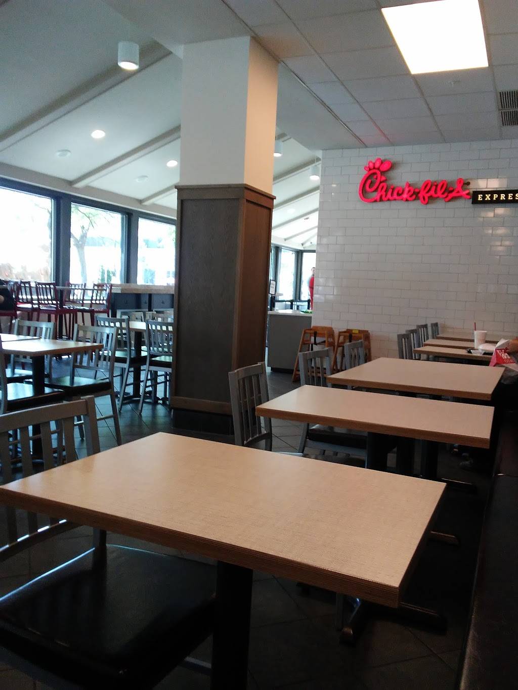 Chick-fil-A | restaurant | 20 Public Square, Wilkes-Barre, PA 18701, USA | 5702085900 OR +1 570-208-5900