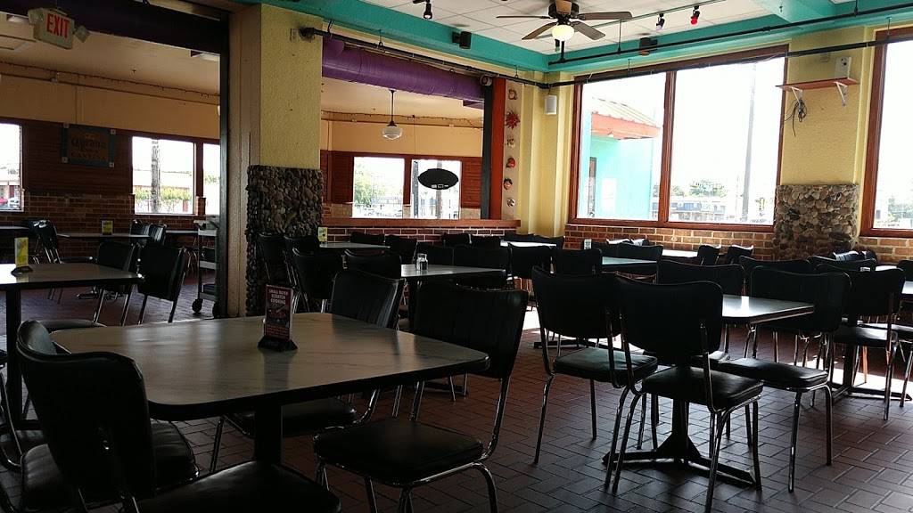 Chachos | restaurant | @ Tidwell, 5350 North Fwy I45, Houston, TX 77022, USA | 7135905500 OR +1 713-590-5500