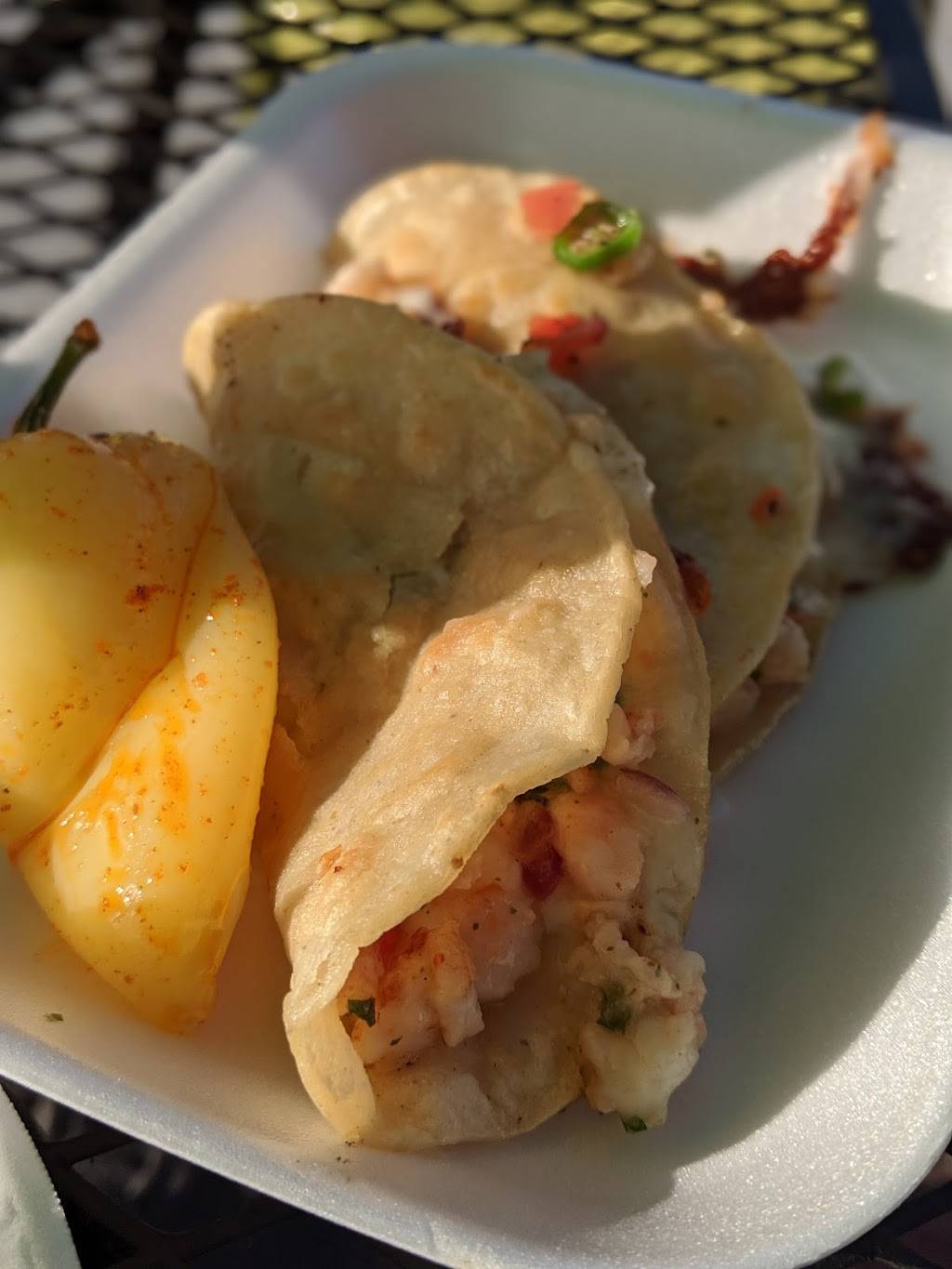 Tacos Ensenada | restaurant | 8912-8900 San Juan Ave, South Gate, CA 90280, USA | 3235630580 OR +1 323-563-0580