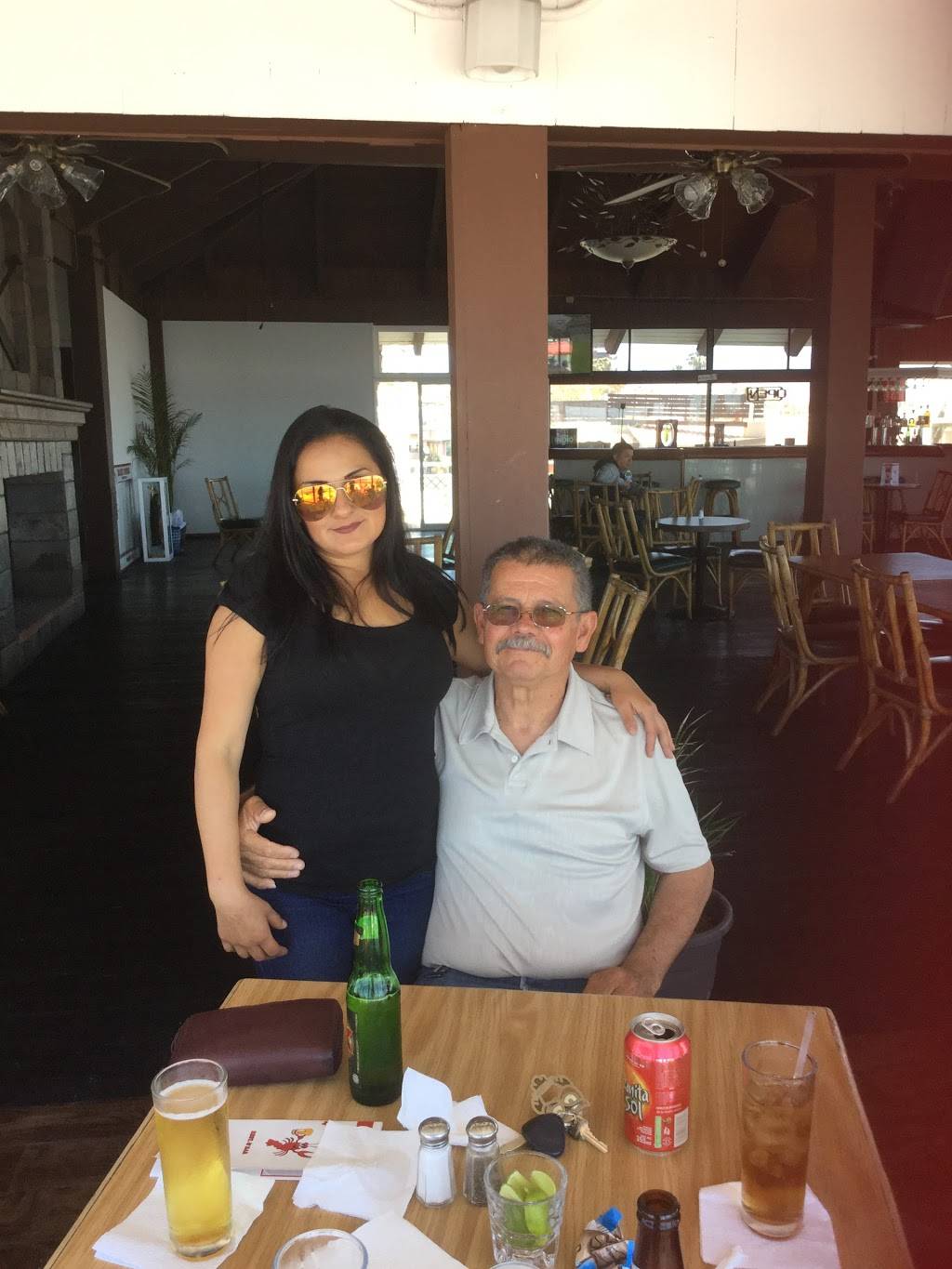 BEACH COMBER | restaurant | Blv. Benito Juares Km. 25.5, Quintas del Mar, Playas Rosarito, 22710 Rosarito, B.C., Mexico | 016616126043 OR +52 661 612 6043