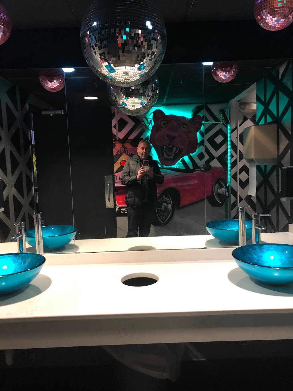 Epic Tacos | restaurant | 1352 W 6th St, Cleveland, OH 44113, USA | 2168682899 OR +1 216-868-2899