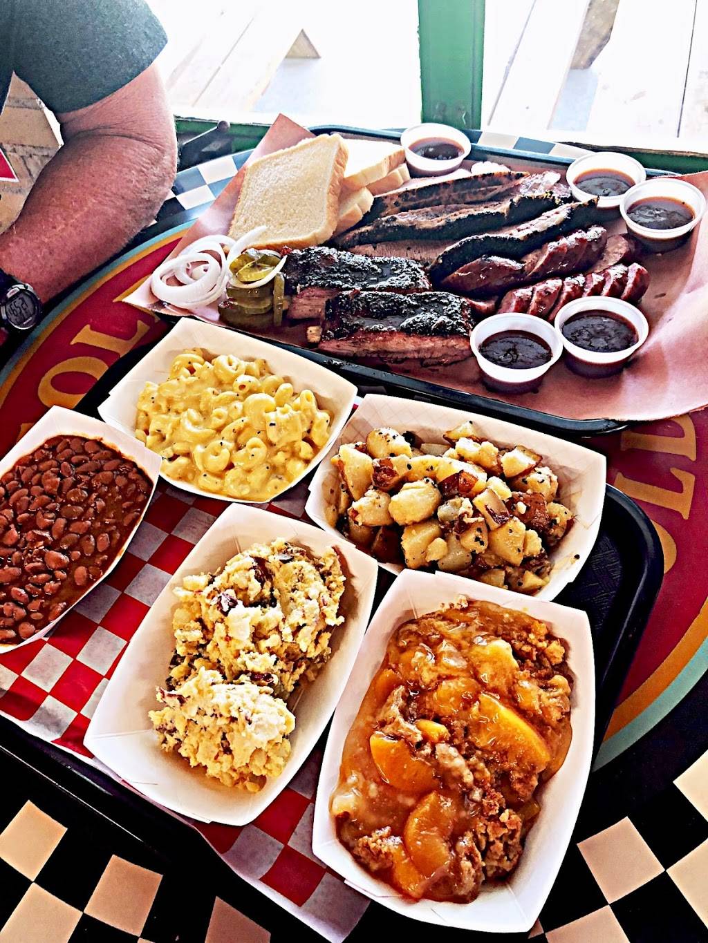 The BBQ Place | restaurant | 108 W Railroad St, El Campo, TX 77437, USA | 8324991517 OR +1 832-499-1517