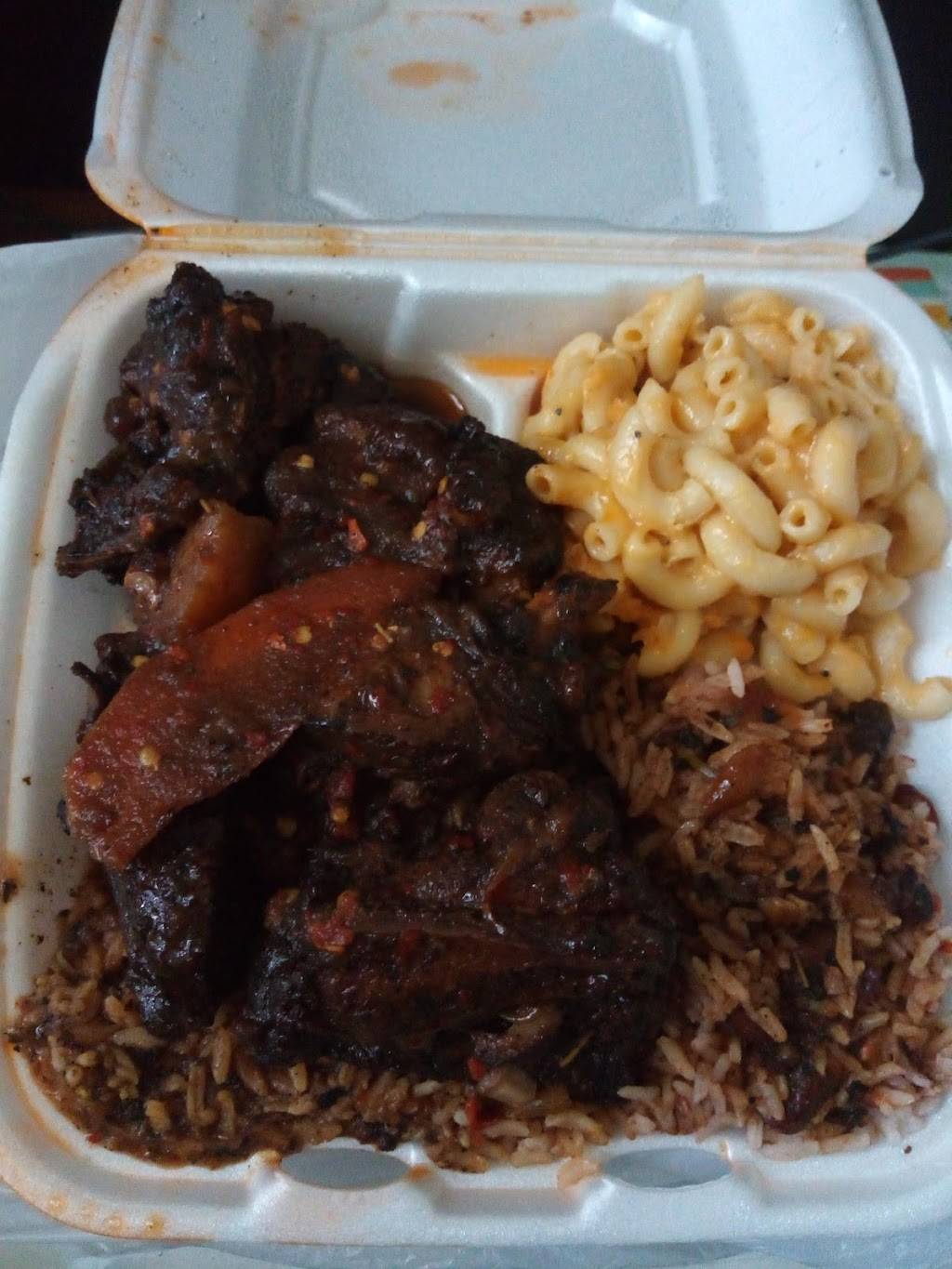 Grill N Dutchy | restaurant | 5522 Germantown Ave, Philadelphia, PA 19144, USA | 2158493500 OR +1 215-849-3500