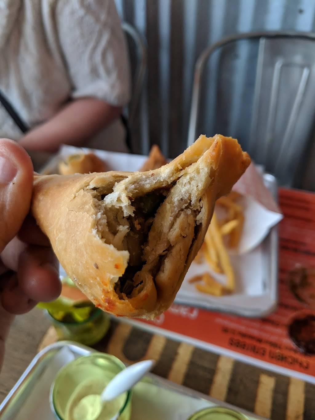 Currikitch | restaurant | 390 Woodbury Rd, Hicksville, NY 11801, USA | 5164905501 OR +1 516-490-5501