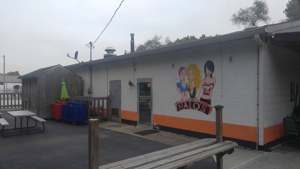 Halos Bar & Grill | restaurant | 215 E Water St, Alexandria, IN 46001, USA | 7657247520 OR +1 765-724-7520