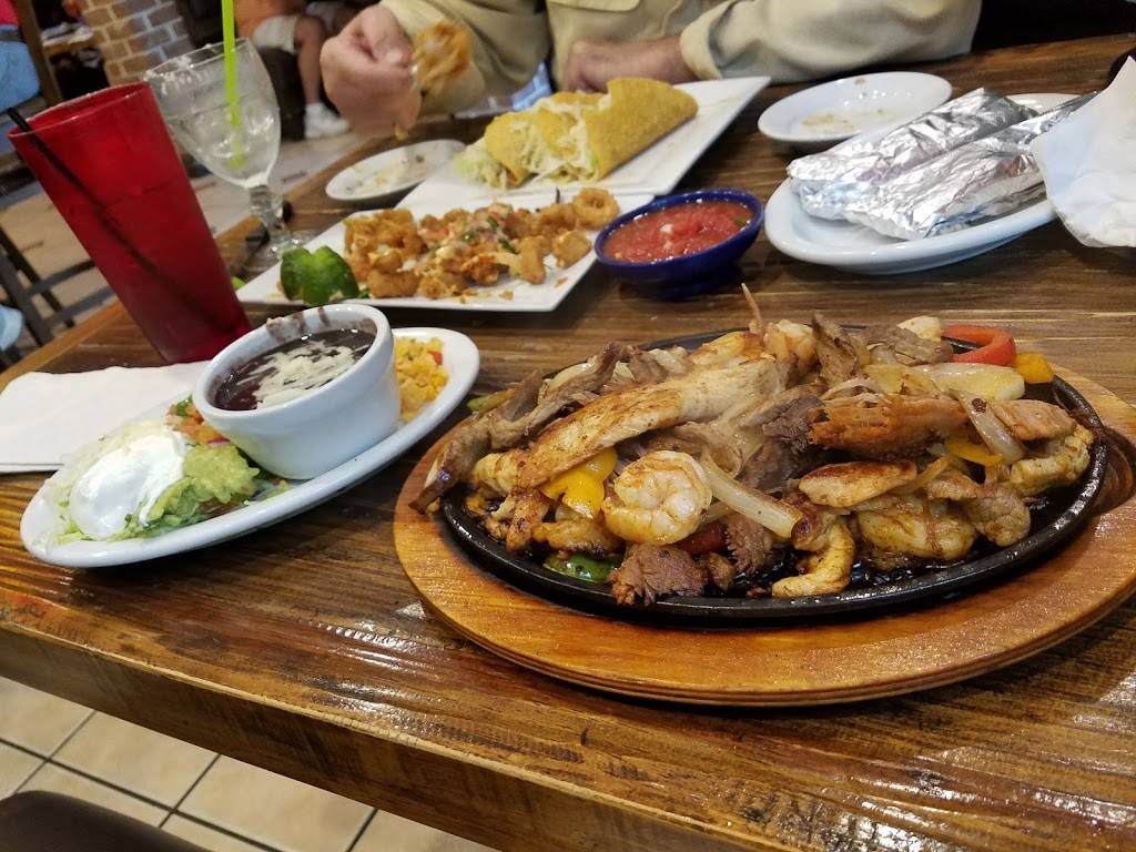 Marias Mexican Grill | restaurant | 2817 Maybank Hwy, Johns Island, SC 29455, USA | 8435571005 OR +1 843-557-1005