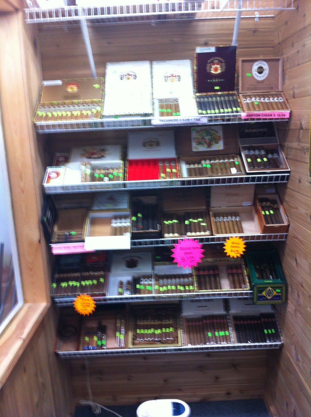 Price Chopper Tobacco Inc | restaurant | 7809 W Lincoln Hwy, Frankfort, IL 60423, USA | 8154649800 OR +1 815-464-9800