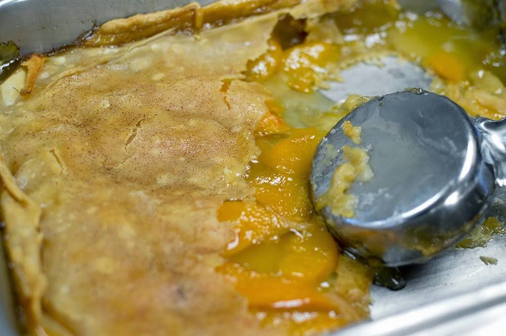 Divine Chicken LLC | restaurant | 150 SE Side Hwy, Elkton, VA 22827, USA | 5403833370 OR +1 540-383-3370