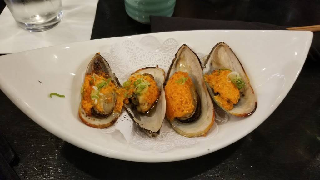 Noku Sushi, Hibachi and Ramen | restaurant | 1607 Village Market Boulevard Southeast, Leesburg, VA 20175, USA | 5713335223 OR +1 571-333-5223