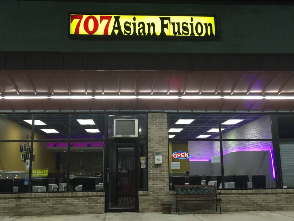 707 Asian Fusion | restaurant | 2934, 707 Winsted Rd, Torrington, CT 06790, USA | 8606187999 OR +1 860-618-7999
