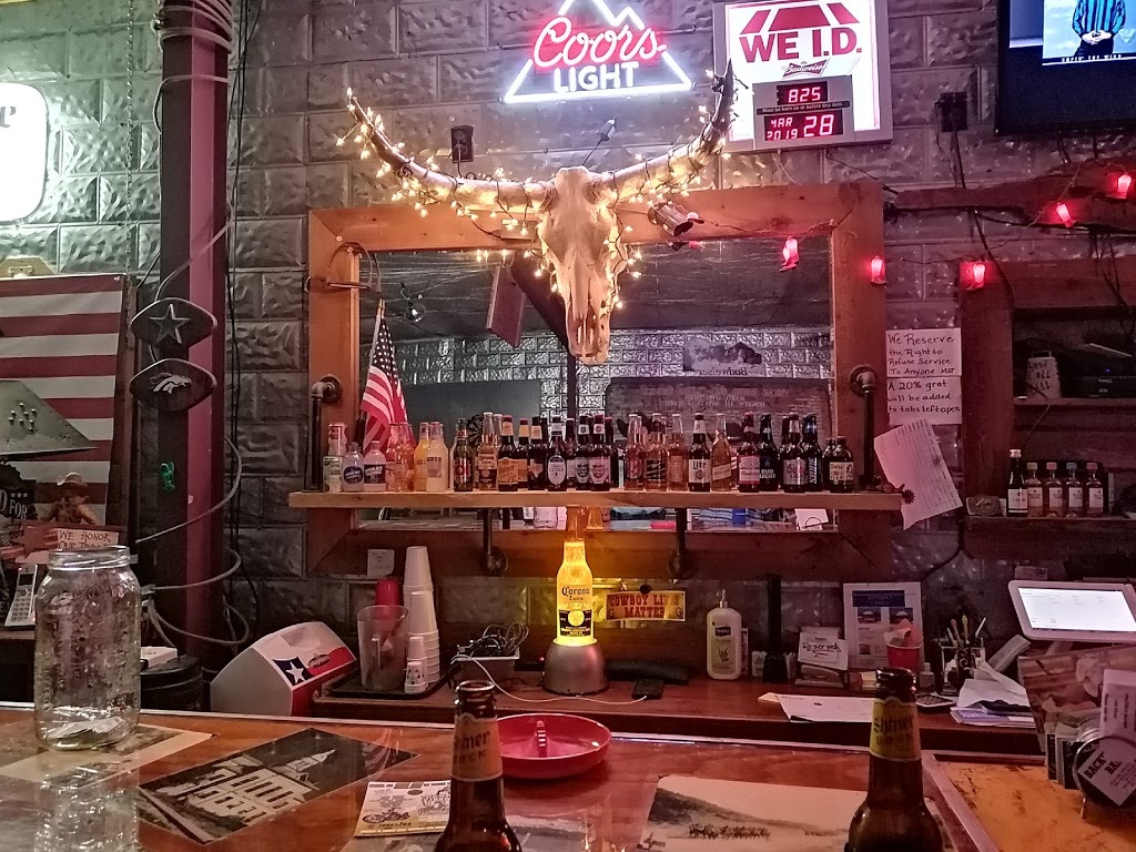 Red Horse Saloon | restaurant | 2440 TX-16, Bandera, TX 78003, USA | 8307963825 OR +1 830-796-3825