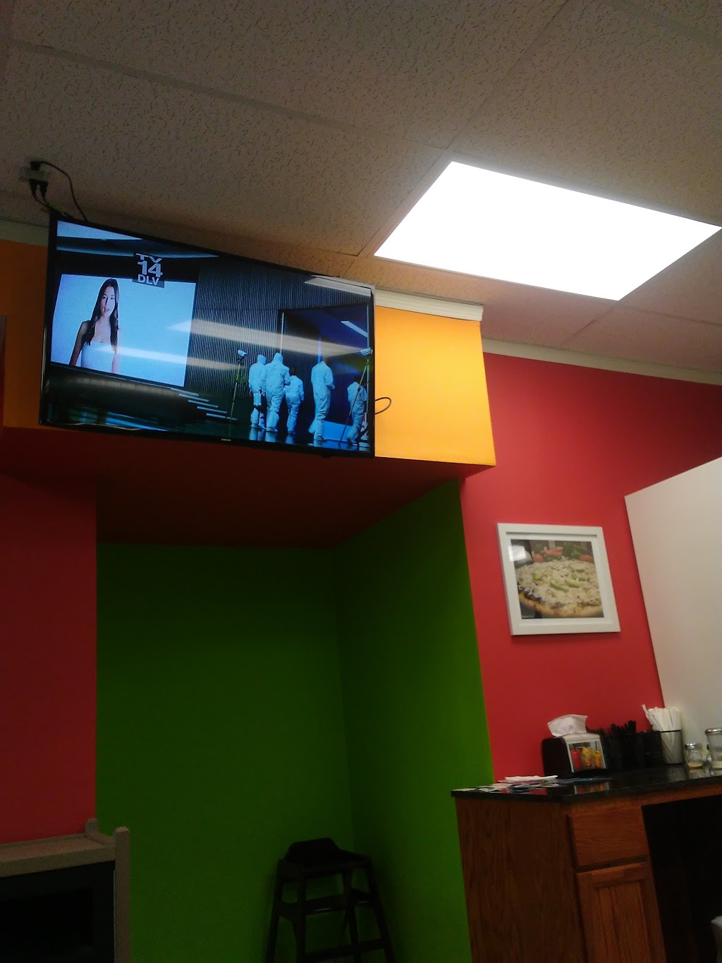 Mexitalian pizzeria | restaurant | 1193 Payne Ave, St Paul, MN 55130, USA | 6517720101 OR +1 651-772-0101