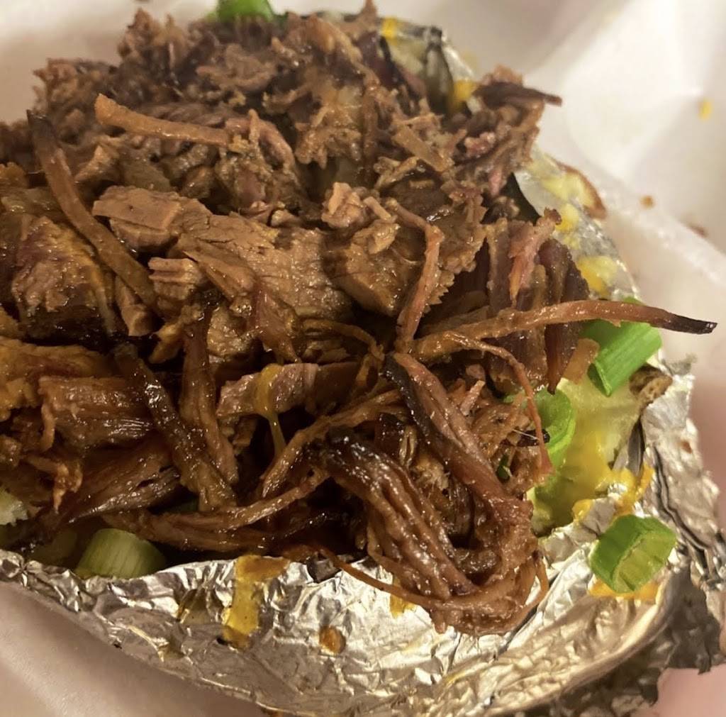 Skinny Black BBQ & More | restaurant | 3102 Martin Luther King Dr, San Antonio, TX 78220, USA | 2104550792 OR +1 210-455-0792