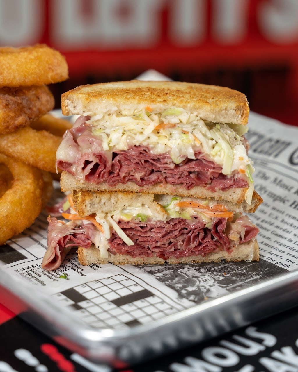 Leftys Cheesesteaks | restaurant | 28 W Adams Ave, Detroit, MI 48226, USA | 3135045338 OR +1 313-504-5338