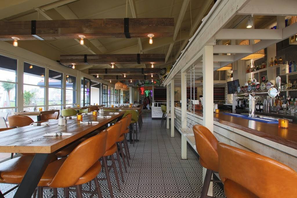 3 Amigos | restaurant | 5605 Boulevard Taschereau, Brossard, QC J4Z 1A3, Canada | 4509260202 OR +1 450-926-0202