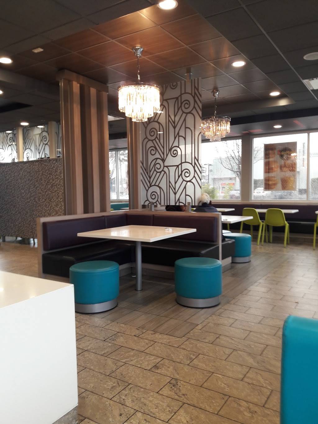 McDonalds | cafe | 8070 Monet Ave, Rancho Cucamonga, CA 91739, USA | 9098990400 OR +1 909-899-0400