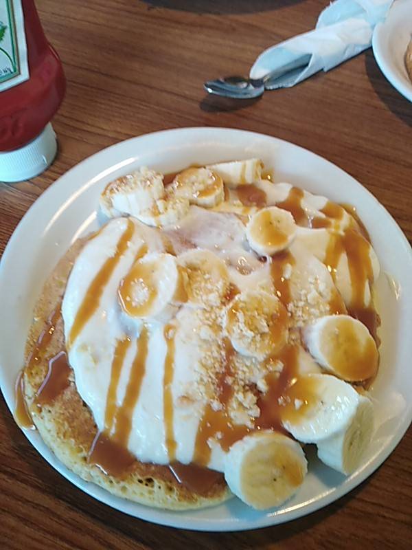 Dennys | restaurant | 18932 W Soledad Canyon Rd, Canyon Country, CA 91351, USA | 6612523902 OR +1 661-252-3902