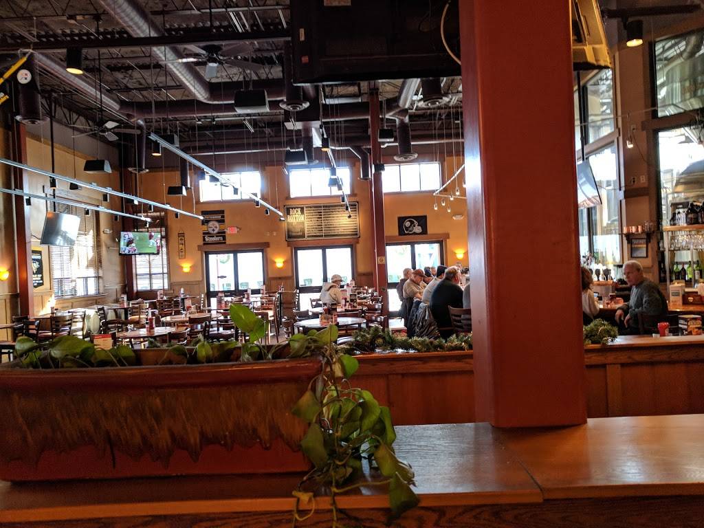 Rock Bottom Restaurant & Brewery | restaurant | 171 East Bridge St, Homestead, PA 15120, USA | 4124622739 OR +1 412-462-2739