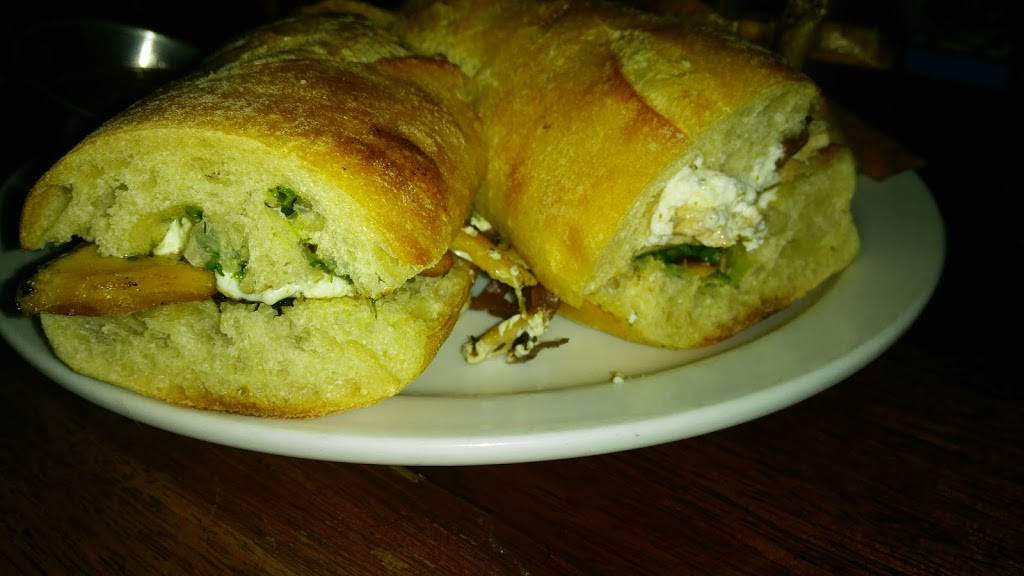 Acadia | restaurant | 329 Cedar Ave, Minneapolis, MN 55454, USA | 6128748702 OR +1 612-874-8702