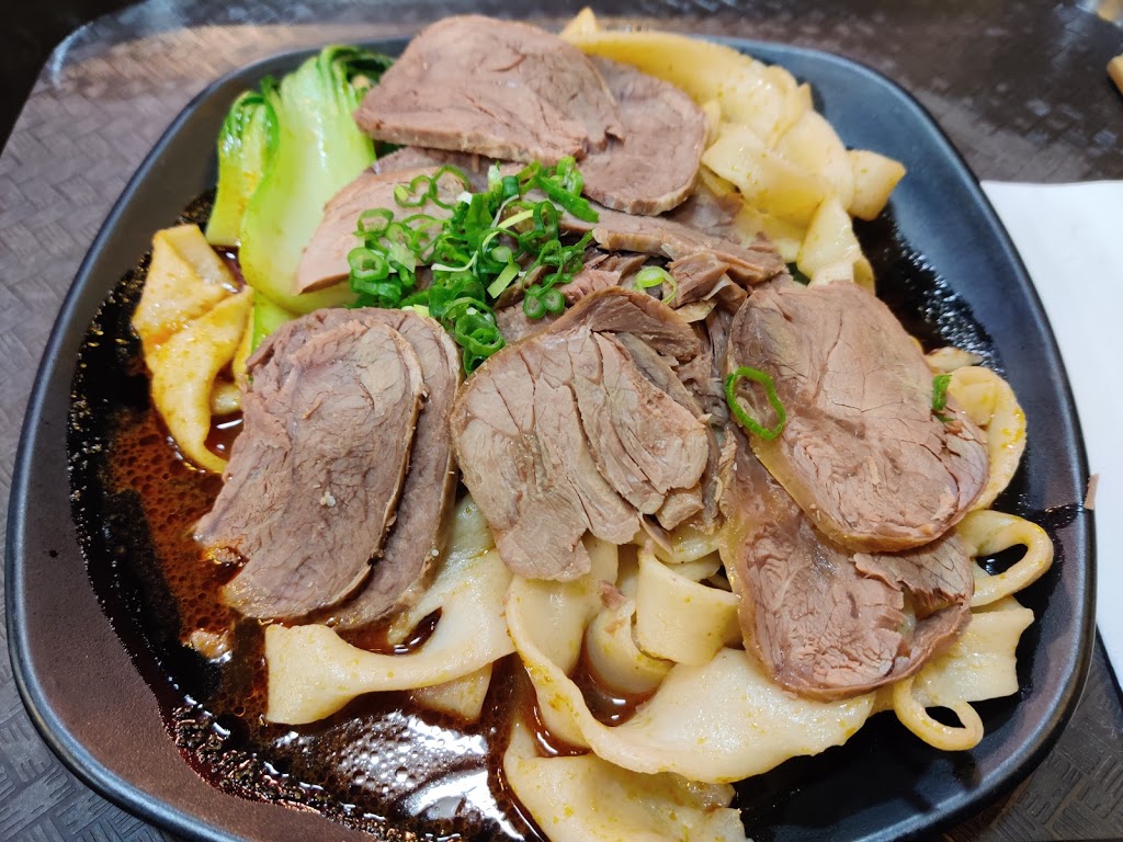 JiangHu Asian Street Food | restaurant | 110 E Court St, Iowa City, IA 52240, USA | 3195691733 OR +1 319-569-1733