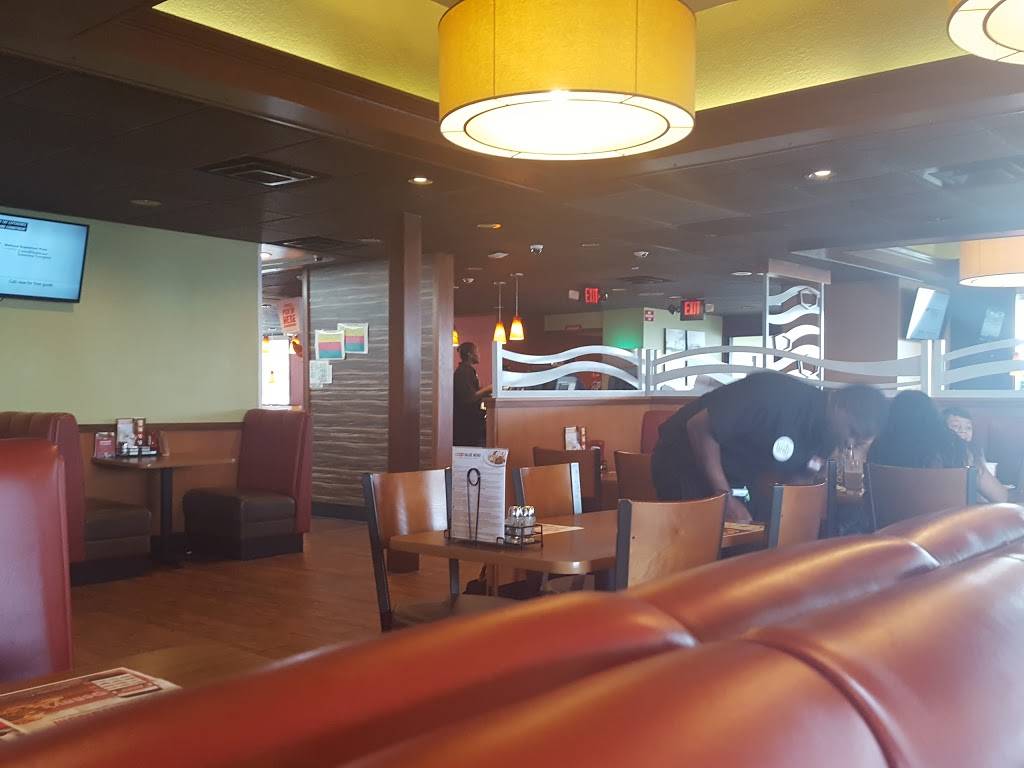 Dennys | restaurant | 11901 East Fwy, Houston, TX 77029, USA | 7134555599 OR +1 713-455-5599