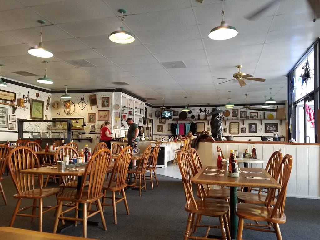 Cowgirl Cafe | restaurant | 1316 Pine St, Paso Robles, CA 93446, USA | 8052386403 OR +1 805-238-6403