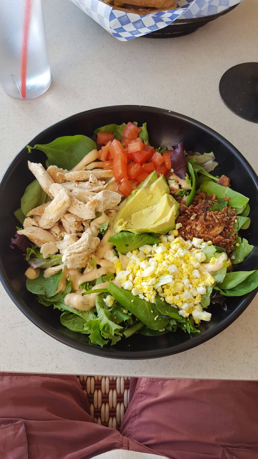 North Shore Burgers | restaurant | B, 1929, Verdugo Blvd, Montrose, CA 91020, USA | 8187901672 OR +1 818-790-1672