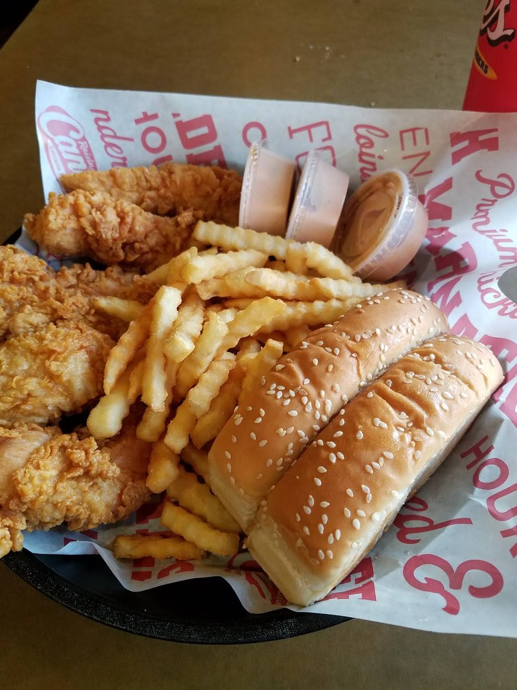 Raising Canes Chicken Fingers | meal takeaway | 6095 Mid Rivers Mall Dr, St Peters, MO 63304, USA | 6369227429 OR +1 636-922-7429
