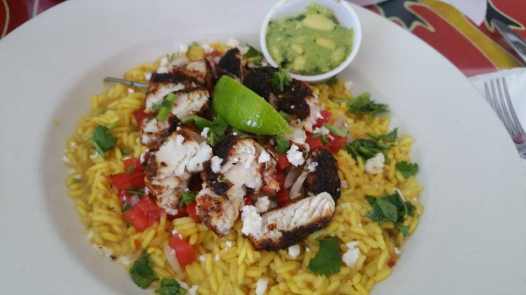 Little Tommies Tiki | restaurant | 5519 Shore Blvd S, Gulfport, FL 33707, USA | 7274988826 OR +1 727-498-8826