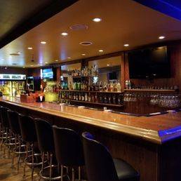 The Region Bar & Grill | restaurant | 4450 Cleveland St, Gary, IN 46408, USA | 2199803558 OR +1 219-980-3558