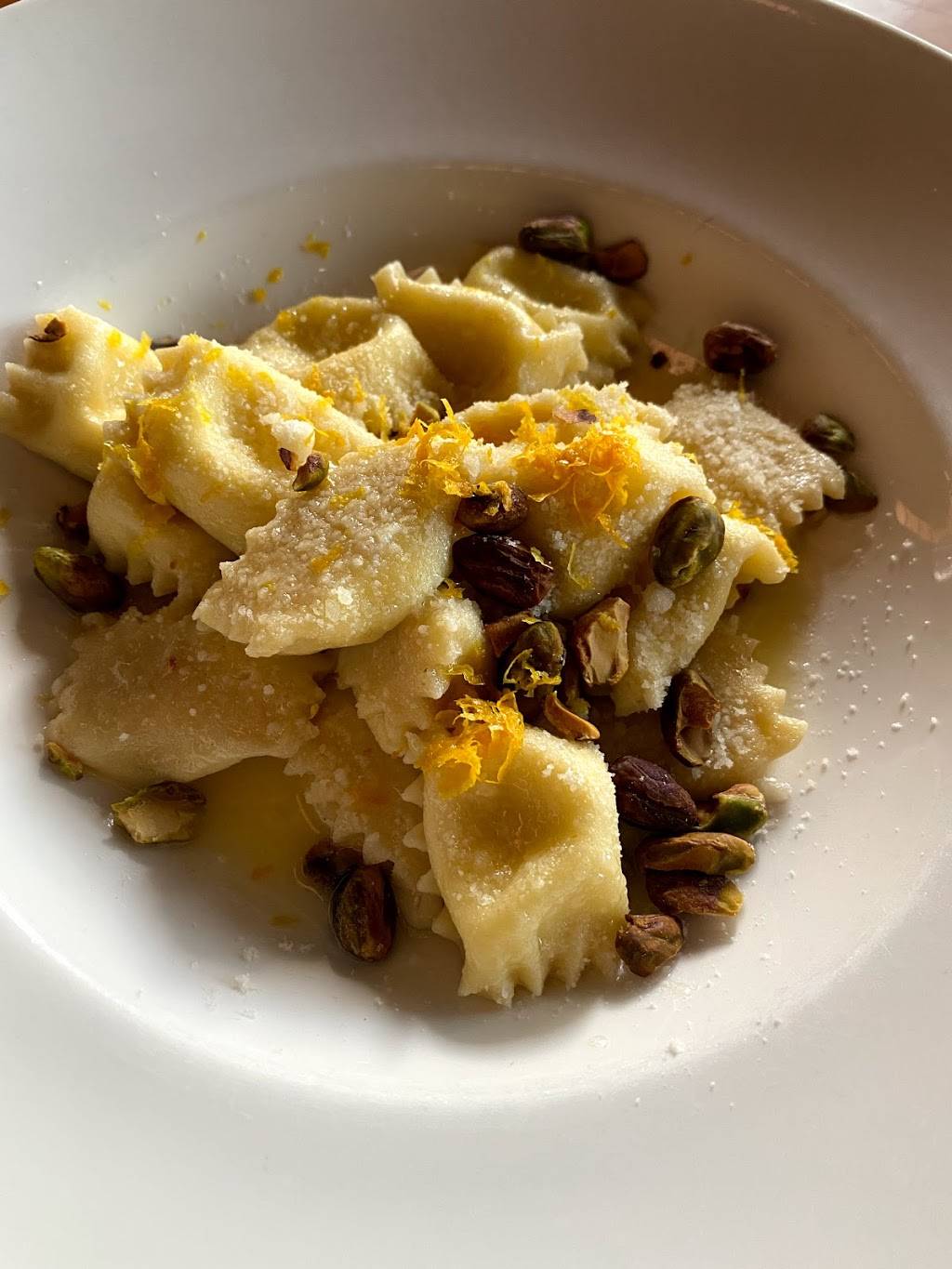 Il Brutto | restaurant | 1601 E 6th St, Austin, TX 78702, USA | 5125808779 OR +1 512-580-8779