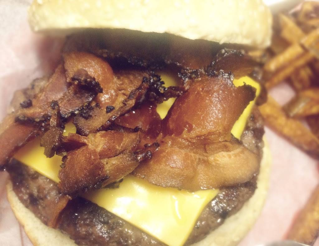 Rachels Roadside Bar & Grill | restaurant | W17298 Spruce Rd, Wittenberg, WI 54499, USA | 7152533190 OR +1 715-253-3190