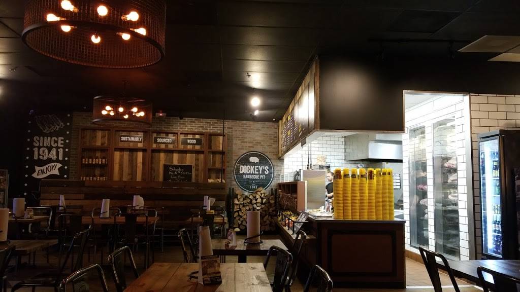 Dickeys Barbecue Pit | restaurant | 26761 Portola Pkwy, Foothill Ranch, CA 92610, USA | 9494703649 OR +1 949-470-3649