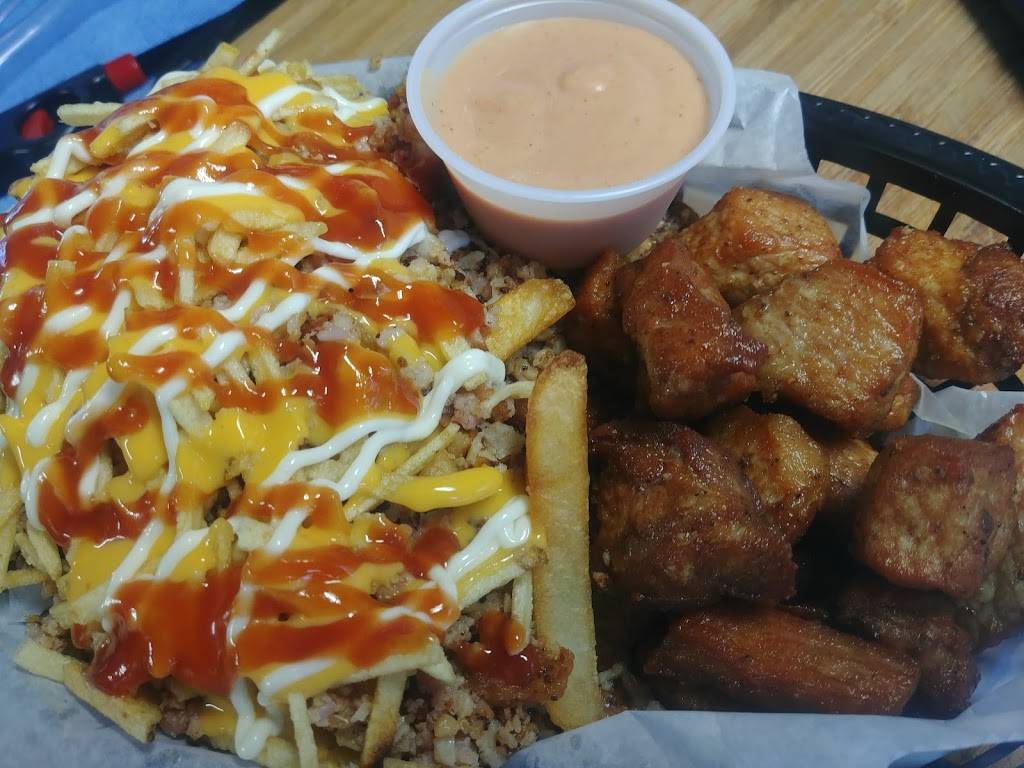 Tripleta Pollo Loky | restaurant | Park Ave, Newark, NJ 07104, USA | 9736094350 OR +1 973-609-4350