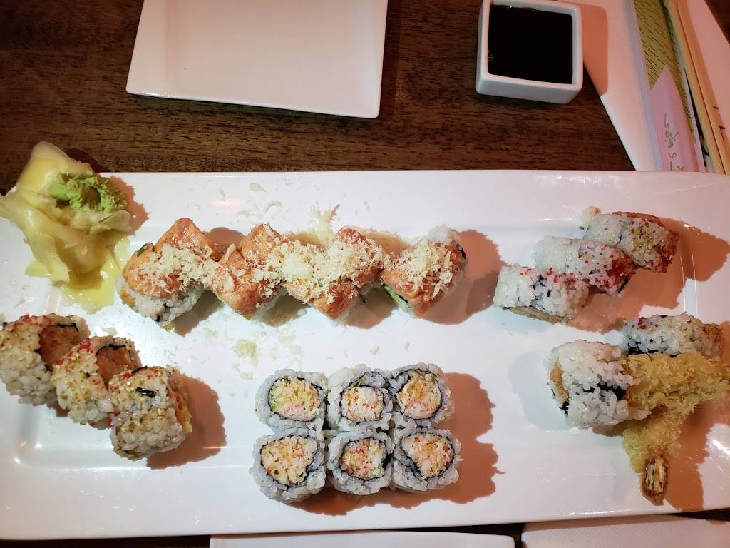 Aki Sushi | restaurant | 1531 York Ave, New York, NY 10028, USA | 2126288885 OR +1 212-628-8885