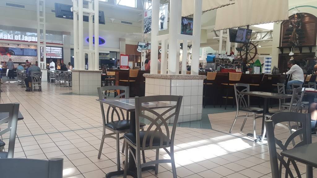 Seminole Towne Center Food Court | restaurant | 200 Towne Center Cir, Sanford, FL 32771, USA | 4073231843 OR +1 407-323-1843