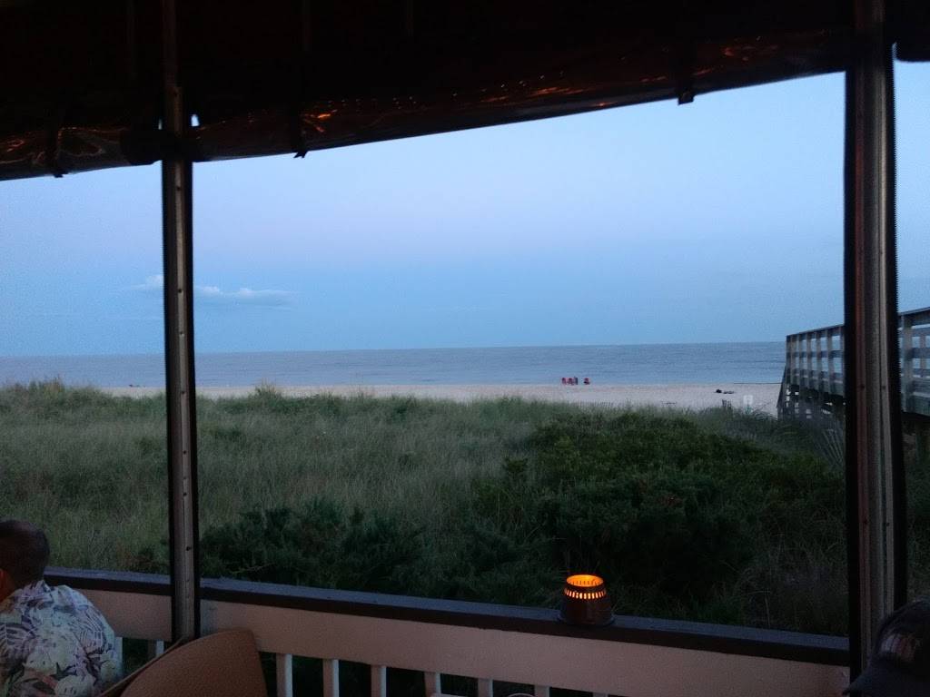 Sand Castle | restaurant | 106 Lewis Walk, Sayville, NY 11782, USA | 6315974174 OR +1 631-597-4174