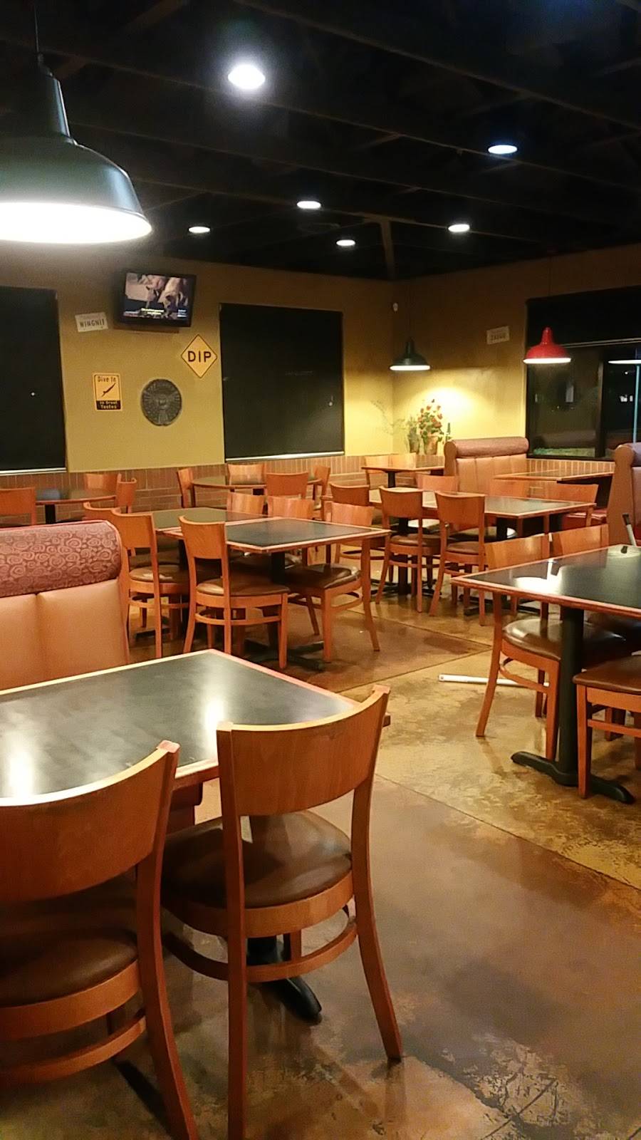 Pizza Hut | meal takeaway | 250 S Akers St, Visalia, CA 93291, USA | 5597342041 OR +1 559-734-2041