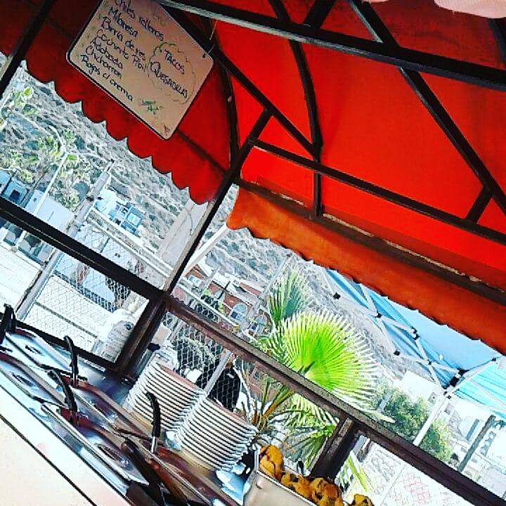 Tacos La Vaquita | restaurant | Blvrd Estancia 295-235, Valle Dorado, 22890 Ensenada, B.C., Mexico | 016462703369 OR +52 646 270 3369