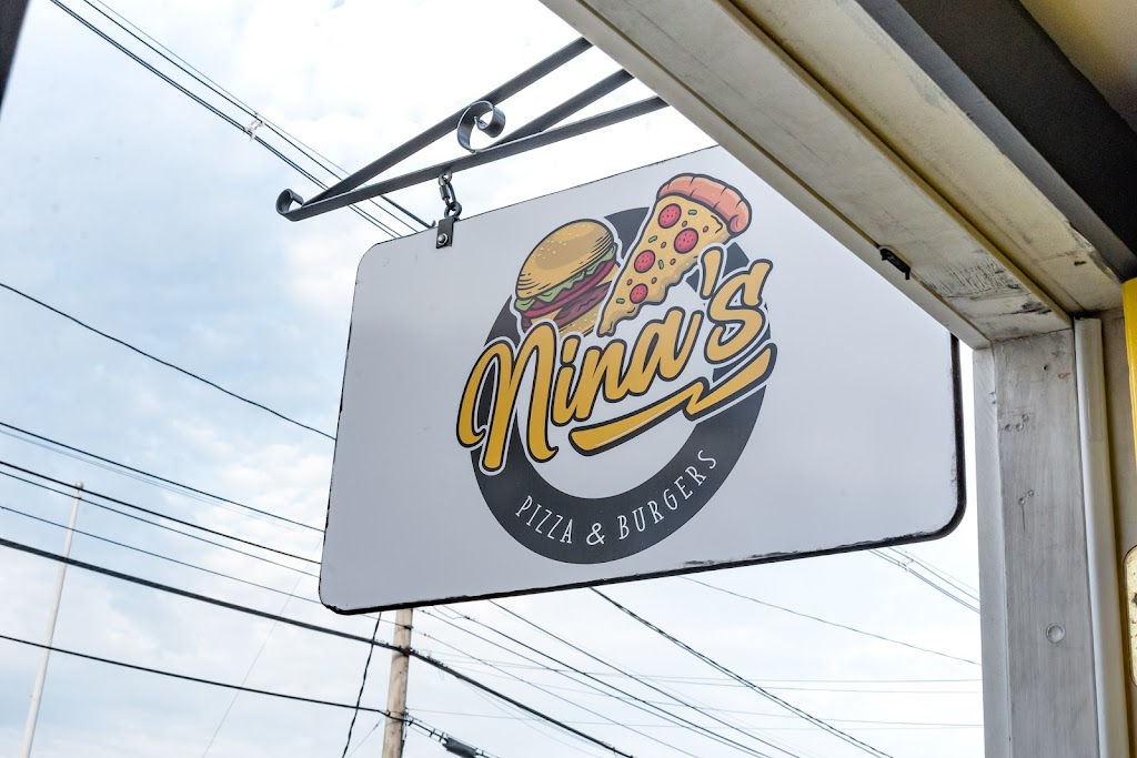 Ninas Burger & Pizza | restaurant | 200 Washington St, Peabody, MA 01960, USA | 9785310992 OR +1 978-531-0992