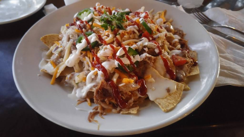 Sunsets Restaurant | restaurant | 18430 Livingston Ave, Lutz, FL 33559, USA | 8139531085 OR +1 813-953-1085