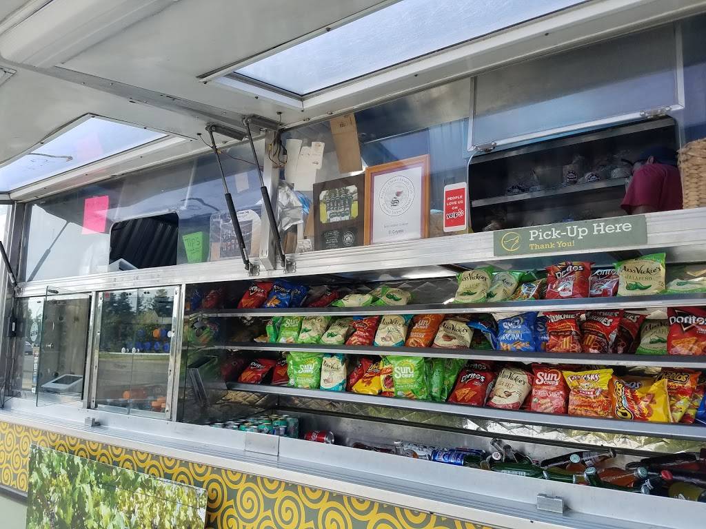 El Coyote | restaurant | 1001 Broadway, Sonoma, CA 95476, USA | 7075085516 OR +1 707-508-5516