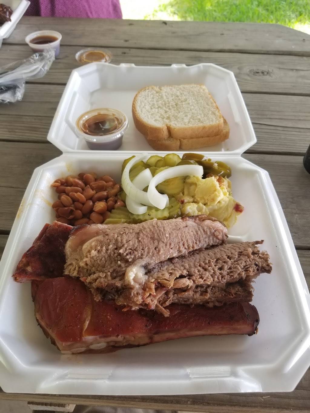 C&C BAR-B-QUE | restaurant | 1818 Smetana Rd, Bryan, TX 77807, USA | 9793610668 OR +1 979-361-0668