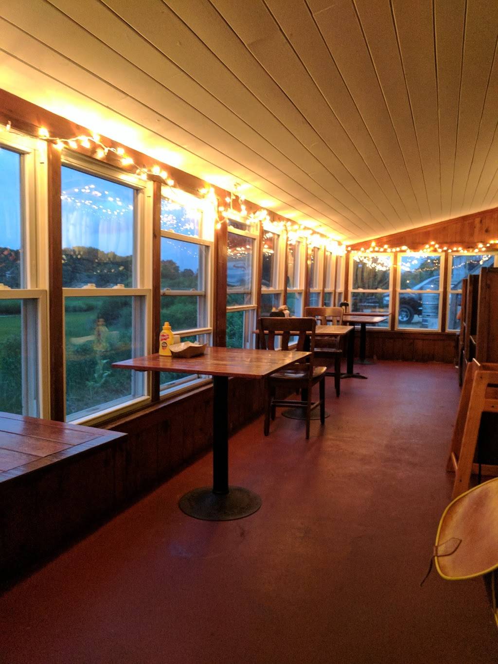 Sand Bar | restaurant | 33 Lighthouse Rd, West Dennis, MA 02670, USA | 5083987586 OR +1 508-398-7586