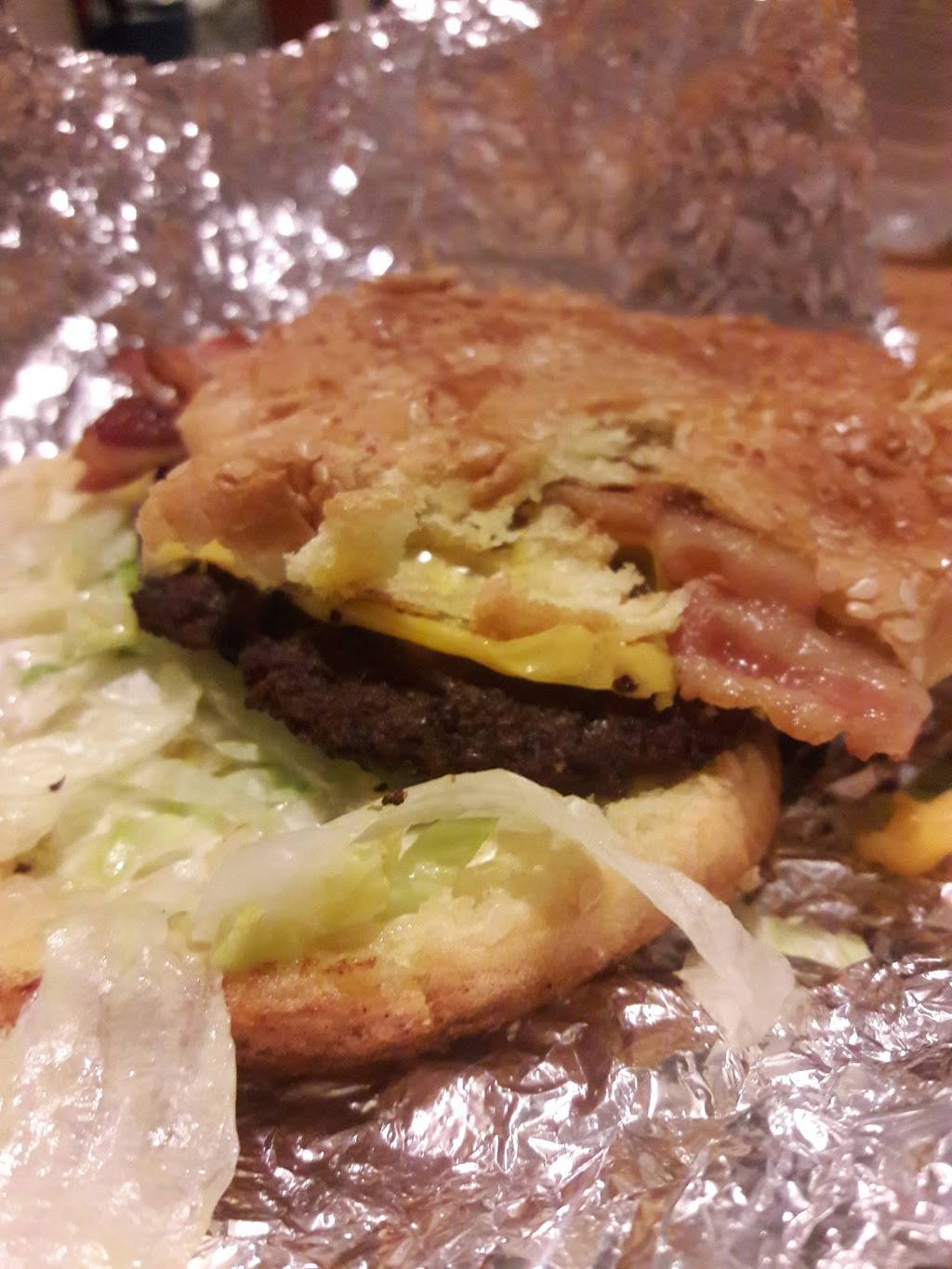 L Georges Coney Island | restaurant | 16835 W Warren Ave, Detroit, MI 48228, USA | 3138467150 OR +1 313-846-7150