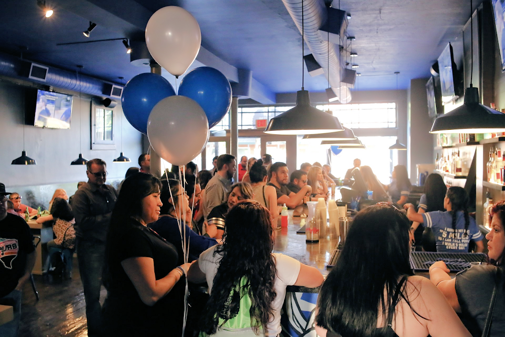 Jokesters 22 Pub N Grub | night club | 713 S Alamo St, San Antonio, TX 78205, USA | 2106162504 OR +1 210-616-2504