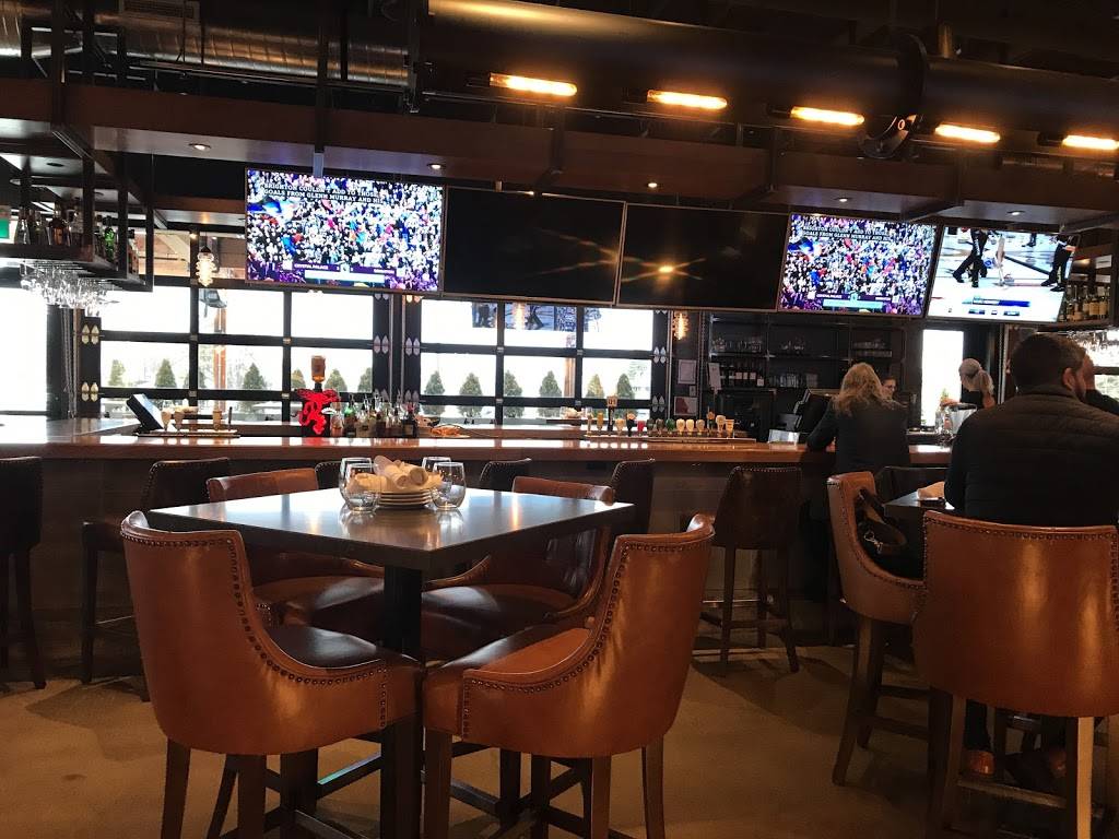 Baxters Landing | restaurant | 419 King St W #2030a, Oshawa, ON L1J 2K5, Canada | 9052150132 OR +1 905-215-0132