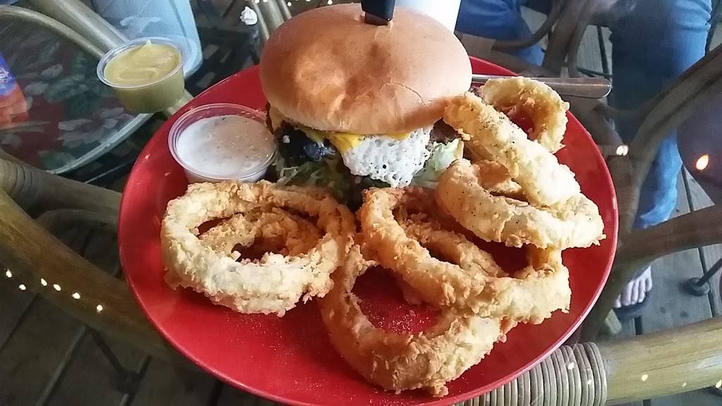 Willie & Dicks Grill | restaurant | 424 Fall Creek Hwy, Granbury, TX 76049, USA | 8173266241 OR +1 817-326-6241